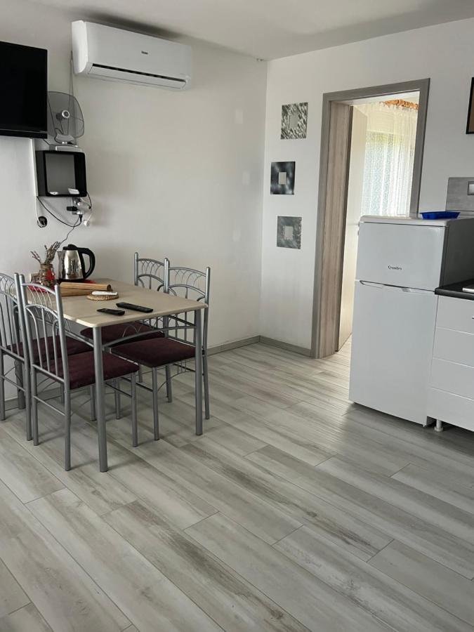 Apartments Linic Nin Exterior foto