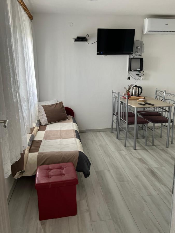 Apartments Linic Nin Exterior foto